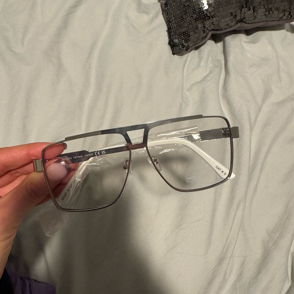 Blue light glasses